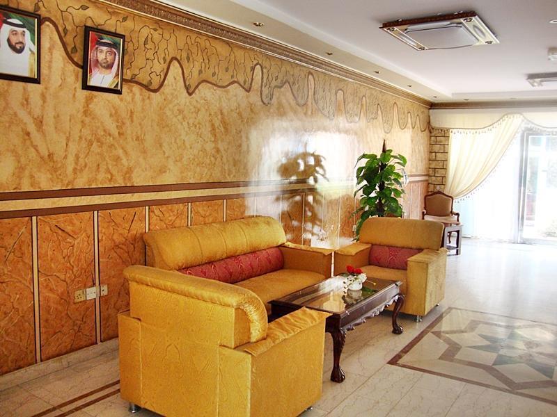 Oyo 366 Waves Hotel عجمان المظهر الخارجي الصورة
