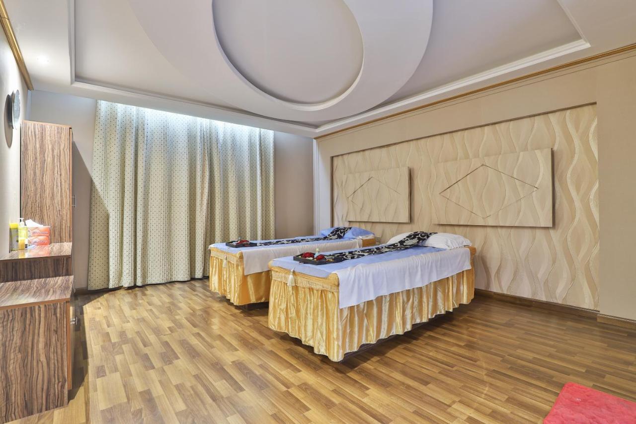 Oyo 366 Waves Hotel عجمان المظهر الخارجي الصورة