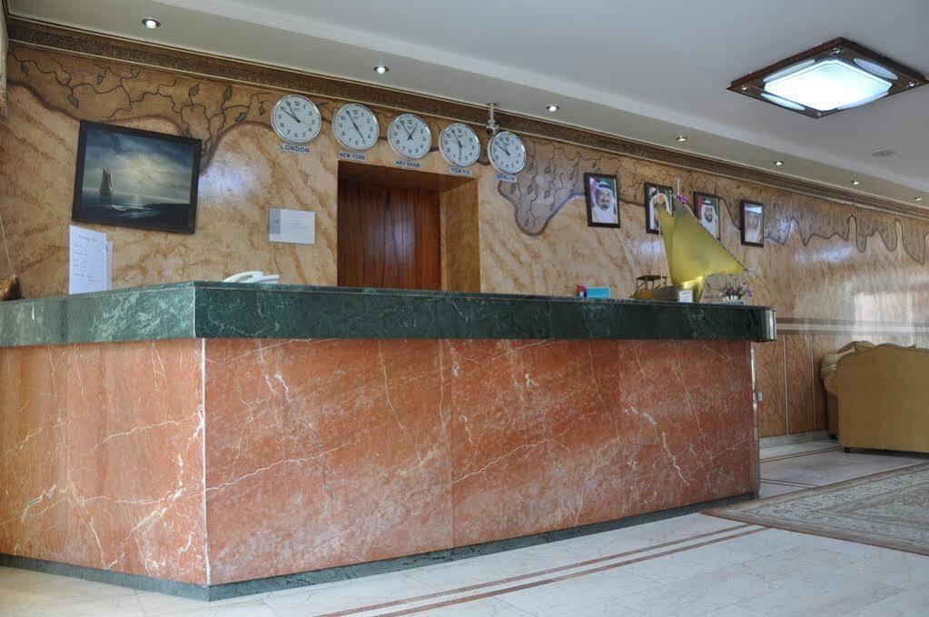 Oyo 366 Waves Hotel عجمان المظهر الخارجي الصورة